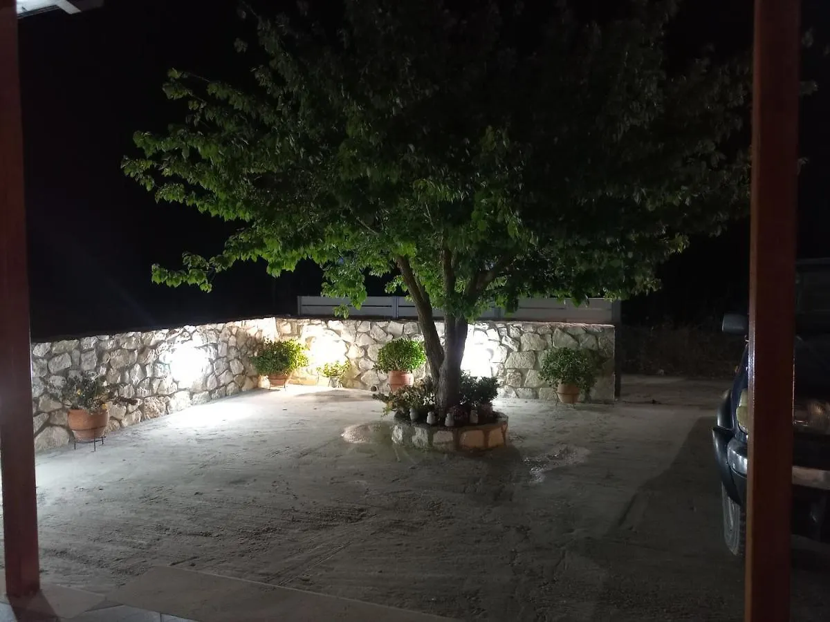 Holiday home Irini'S Traditional Kefalonian House Lixouri Greece