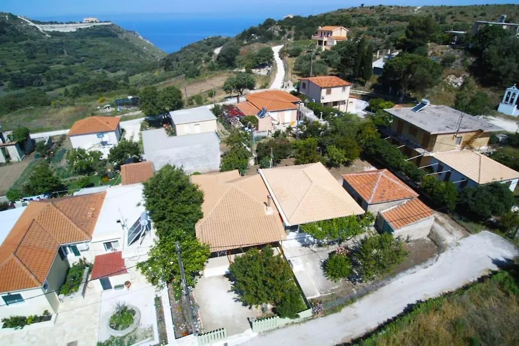 Irini'S Traditional Kefalonian House Lixouri